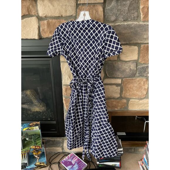 Bolden lava wrap around white & blue knee length dress size 6L - Picture 3 of 3